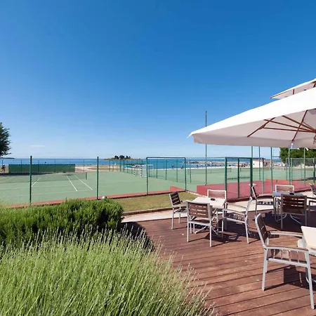 Apartment With Pool In Rovinj-istrien 50061 *